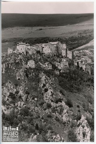 L'antico borgo di Elcito nei dintorni di San Severino Marche