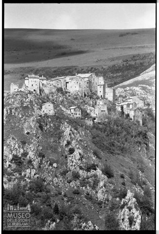 L'antico borgo di Elcito nei dintorni di San Severino Marche