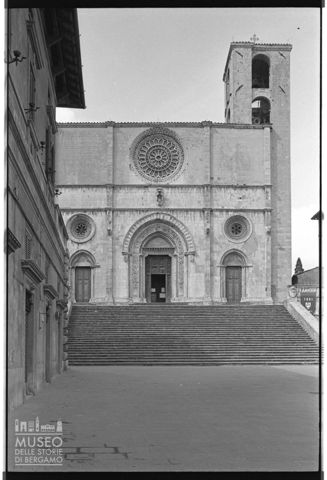 La cattedrale della Santissima Annunziata o Duomo di Todi