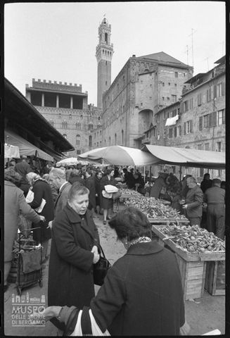 Mercato a Siena