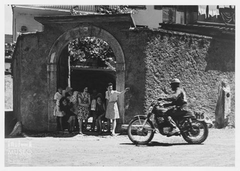 Gara motociclistica ad Azzone