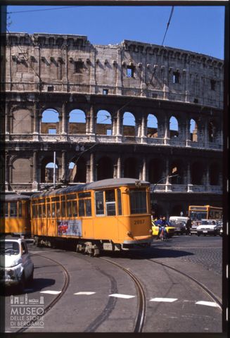 Piazza del Colosseo a Roma