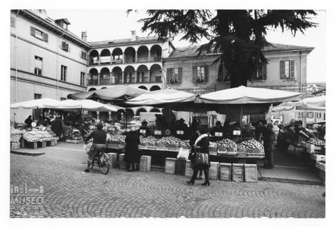 Mercato a Domodossola