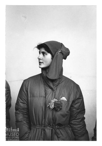 Ritratto di ragazza al Carnevale di Ivrea