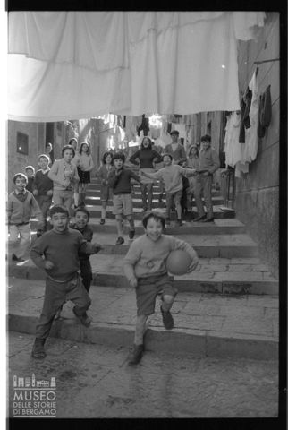 Ritratto di gruppo a Napoli