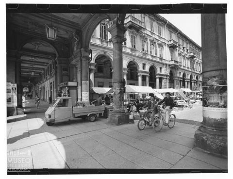 Scena di vita quotidiana ad Alessandria