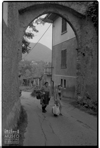 Scena di vita quotidiana a Frossasco