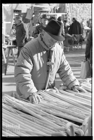 Artigiano alla Fiera di Sant'Orso ad Aosta