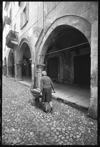 Scena di vita quotidiana ad Avigliana