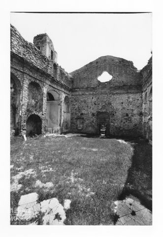I resti della chiesa parrocchiale di San Nicolò a Bajardo