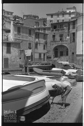 Veduta di un borgo marinaro in provincia della Spezia