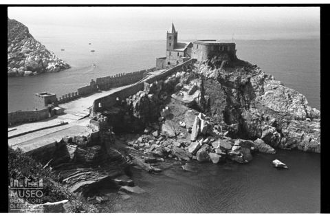 La chiesa di San Pietro sul promontorio di Portovenere