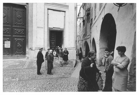Scena di vita quotidiana a Taggia