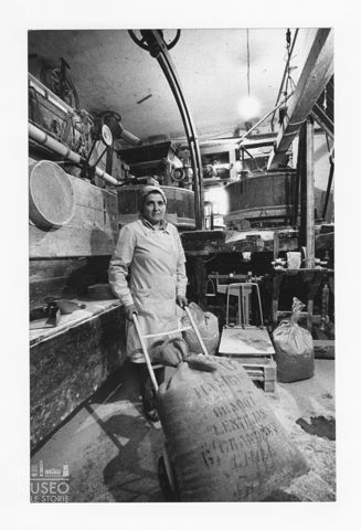 Ritratto di mugnaia a Teglio