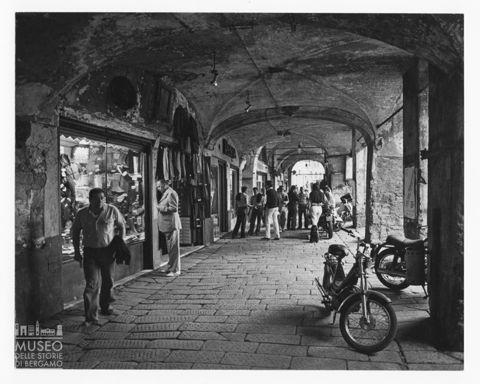 Scena di vita quotidiana a Genova