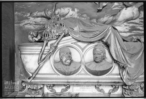 Una tomba al Cimitero Monumentale di Staglieno a Genova