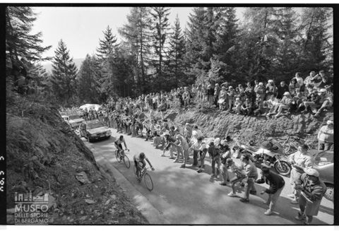 Il LXXVII Giro d'Italia del 1994 al Valico di Santa Cristina
