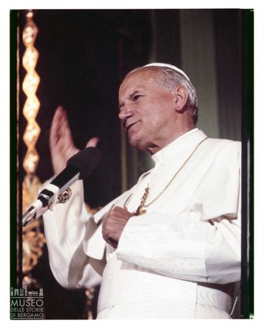 Ritratto di papa Giovanni Paolo II a Milano