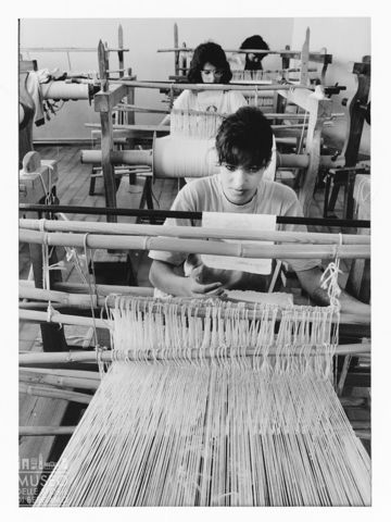 Laboratorio tessile artigianale della cooperativa 