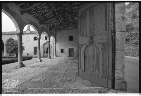 Il portico della Villa da Schio a Castelgomberto