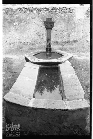 Fontana a Chiavenna