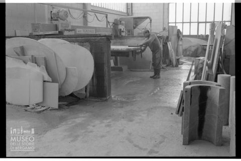 Laboratorio di lavorazione del marmo nei dintorni di Cantù