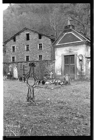 Nel cimitero di Sirta