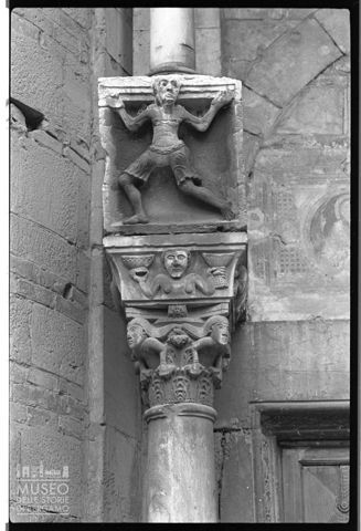 Capitello istoriato a Verona