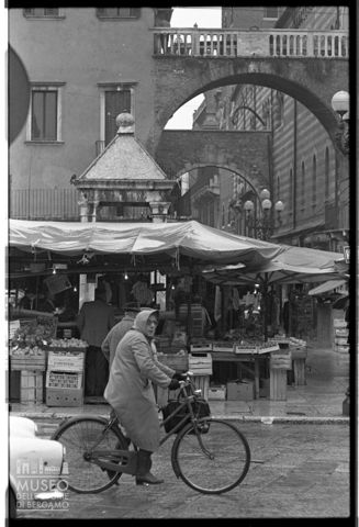 Scena di vita quotidiana a Verona