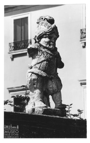 Una statua nel giardino della villa Valmarana ai Nani a Vicenza