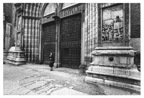 L'ingresso della basilica di Santa Anastasia a Verona