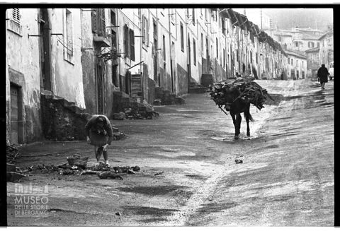 Scena di vita quotidiana a San Martino al Cimino