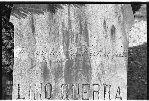 Lapide nel cimitero di Zagonara