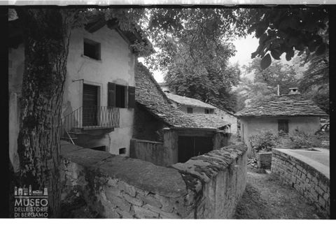 Crotti a Villa di Chiavenna