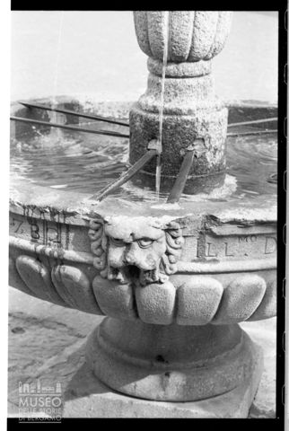 Fontana di piazza San Pietro a Chiavenna