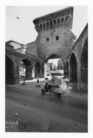La Porta Zamboni a Bologna
