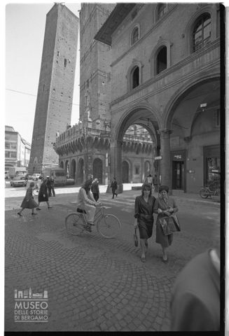 Scena di vita quotidiana a Bologna