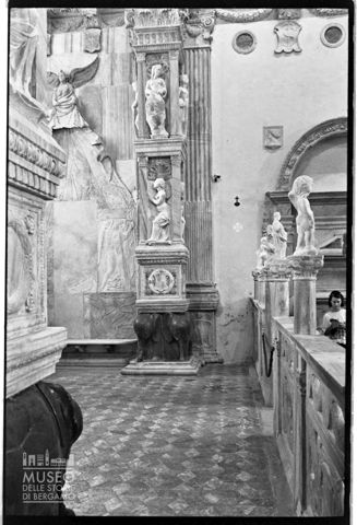 L'interno del Tempio Malatestiano a Rimini