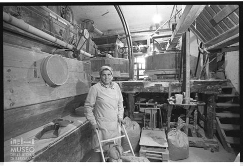 Ritratto di mugnaia a Teglio