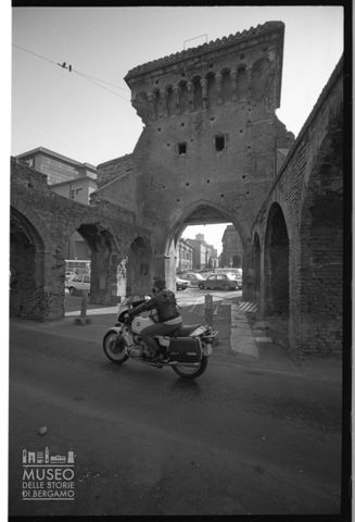 La Porta Zamboni a Bologna