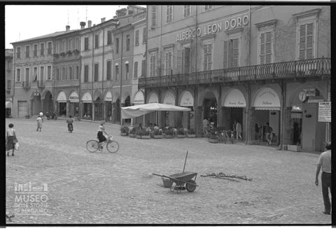 La piazza del Popolo a Cesena