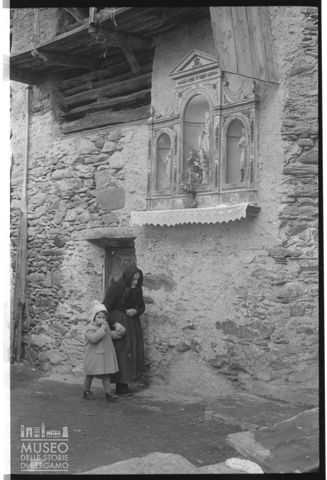 Scena di vita quotidiana in Valmalenco