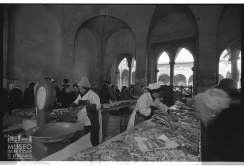 Mercato del pesce ad Ascoli Piceno