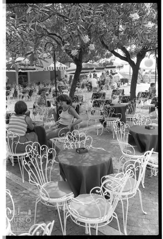 Scena di vita quotidiana sul Lago di Garda