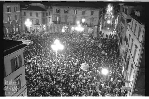 Folla alla fiera di San Settimio a Jesi