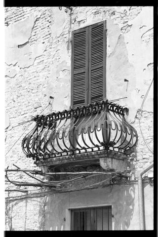 Finestra a Torre Garofoli