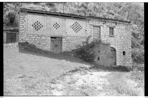 Cascina nelle Marche