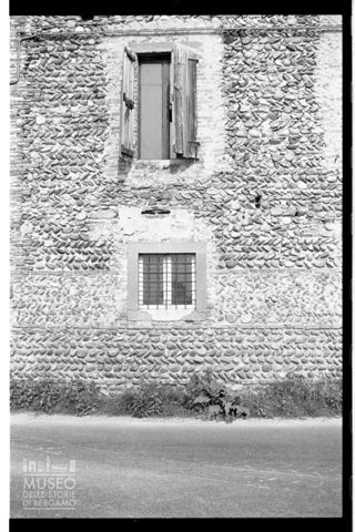 Particolare di un edificio rurale in Lombardia