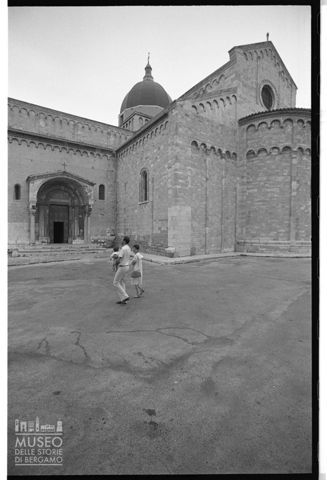 Nei pressi della cattedrale di San Ciriaco ad Ancona