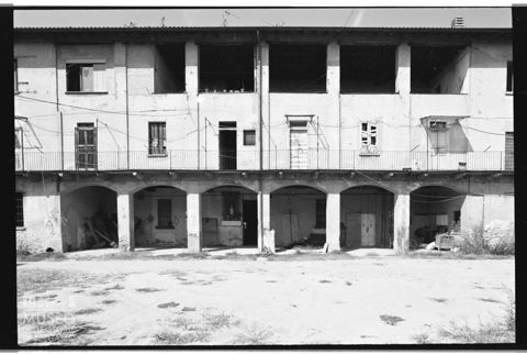 La cascina Cazzullo a Usmate Velate